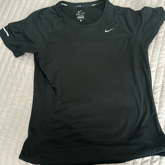 Dri fit tee Large - Picture 1 of 3